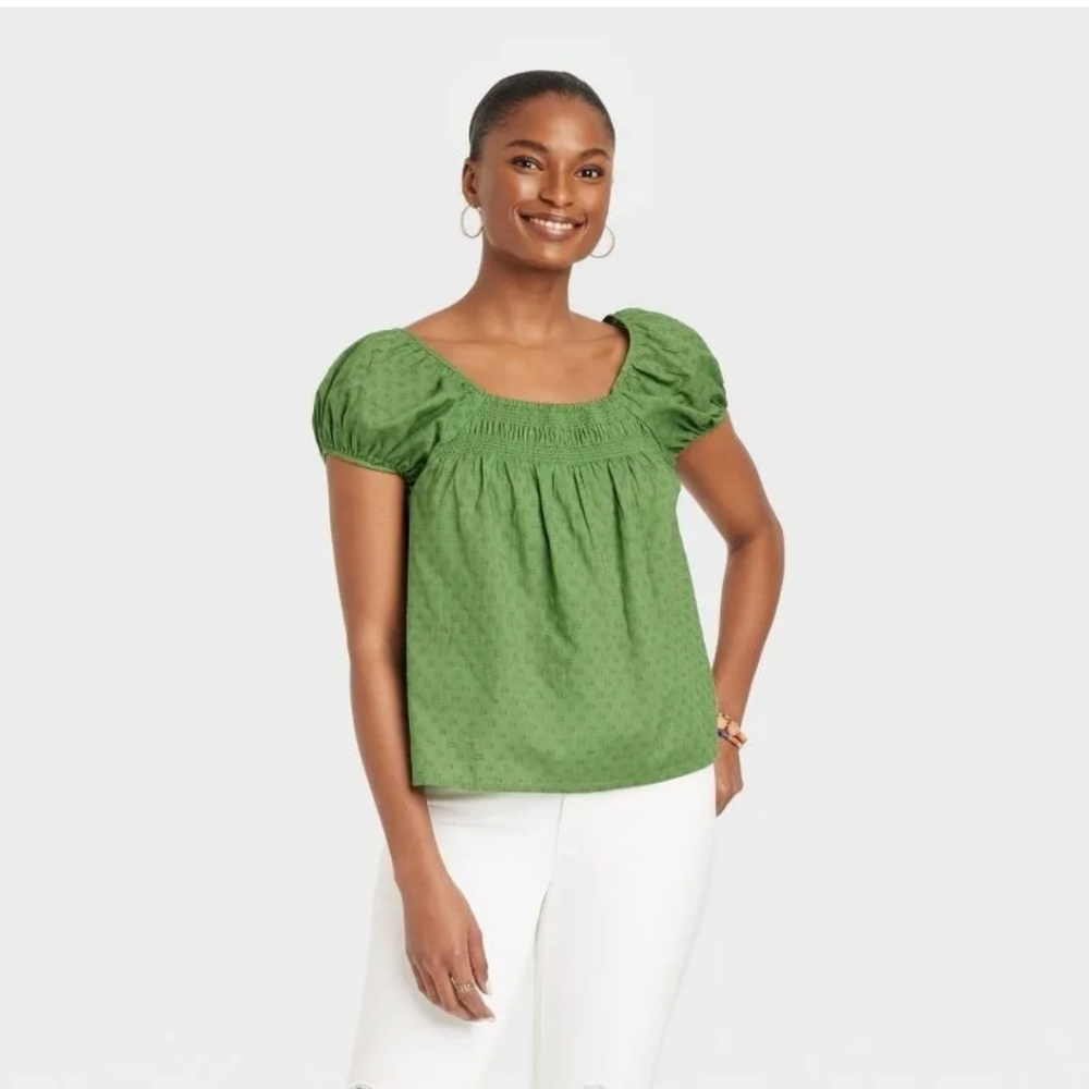 NWT green puff sleeve top